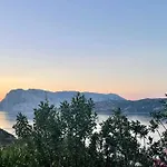 Punta Est - Bilo Opale Terrazza & Vista Mare