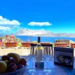 Punta Est - Bilo Opale Terrazza & Vista Mare Capo Coda Cavallo