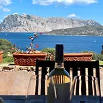 Punta Est - Bilo Opale Terrazza & Vista Mare Capo Coda Cavallo